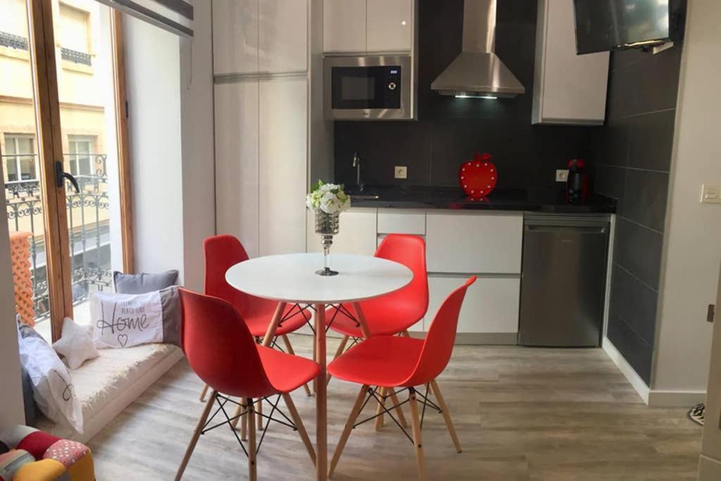 Apartamento De Diseno Centrico A 5 Min De Playa Аліканте Екстер'єр фото