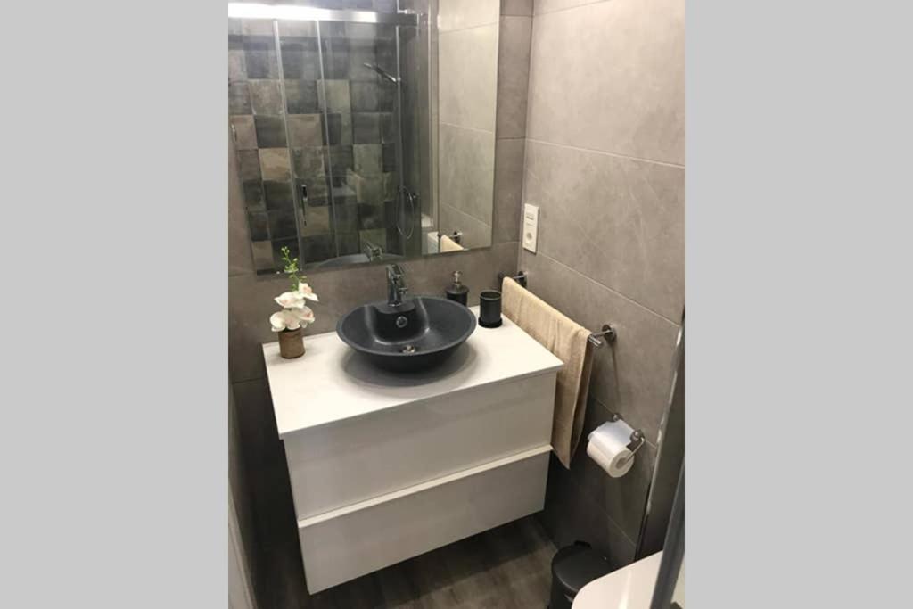 Apartamento De Diseno Centrico A 5 Min De Playa Аліканте Екстер'єр фото