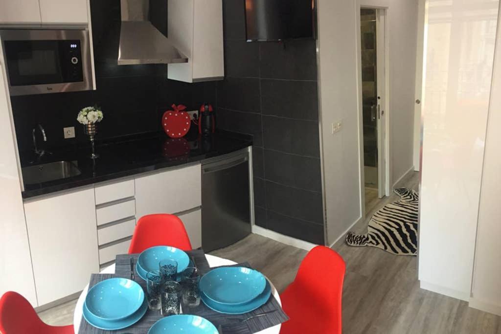 Apartamento De Diseno Centrico A 5 Min De Playa Аліканте Екстер'єр фото